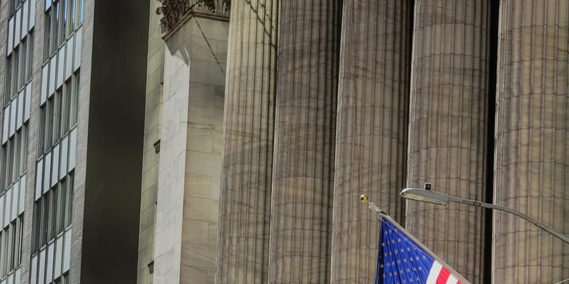 USD Strength from ISM Lift Pressures EUR/USD; USDCAD Rises as Oil Slumps